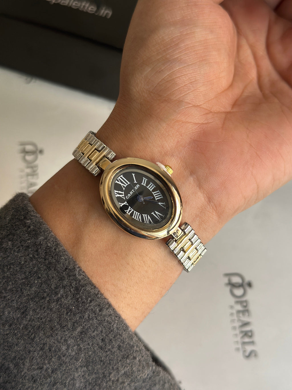 VENESA VINTAGE WATCH