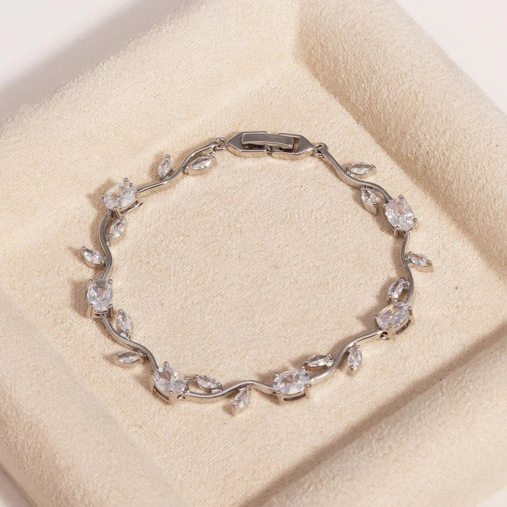 Tulip Crystal Vine Leaf Bracelet | Anti-Tarnish American Diamond Design